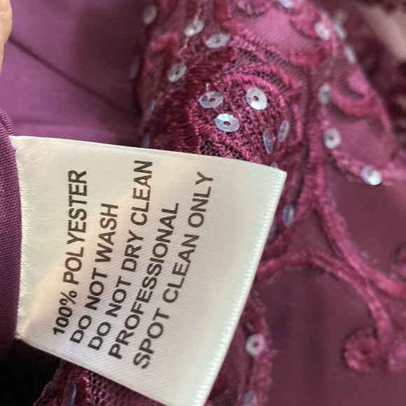 JJ House NWT special occasion dress - Picture 13 of 13